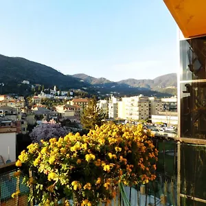 Maurizia's House Appartement