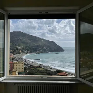 Ocean View Flat With Wi-fi, Ac And Elevator To Town Appartement