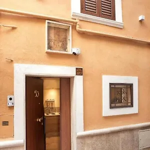 casa-dei-nonni-bari.barihotels.org/