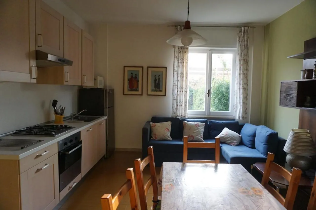 Apartment Appartamento Con Giardino Levanto Italy